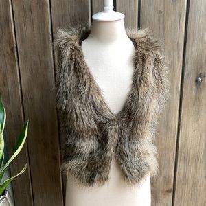 H&M • Faux fur Vest